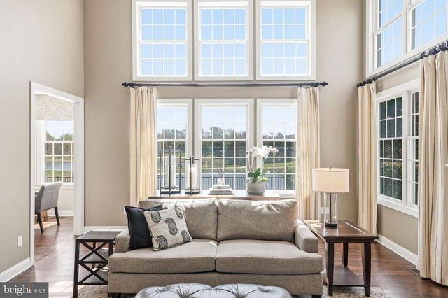 304 LAUREL CREEK BLVD, Moorestown, NJ 08057