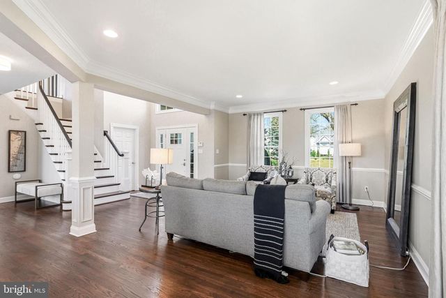 304 LAUREL CREEK BLVD, Moorestown, NJ 08057