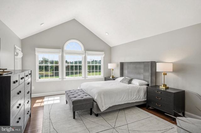 304 LAUREL CREEK BLVD, Moorestown, NJ 08057