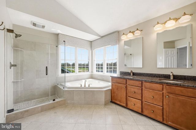 304 LAUREL CREEK BLVD, Moorestown, NJ 08057