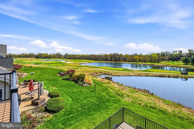 304 LAUREL CREEK BLVD, Moorestown, NJ 08057