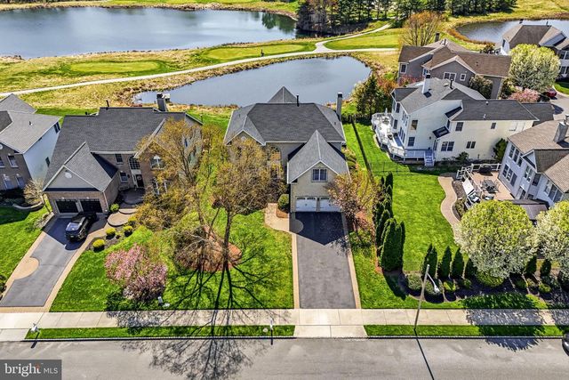 304 LAUREL CREEK BLVD, Moorestown, NJ 08057