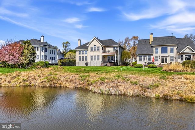 304 LAUREL CREEK BLVD, Moorestown, NJ 08057