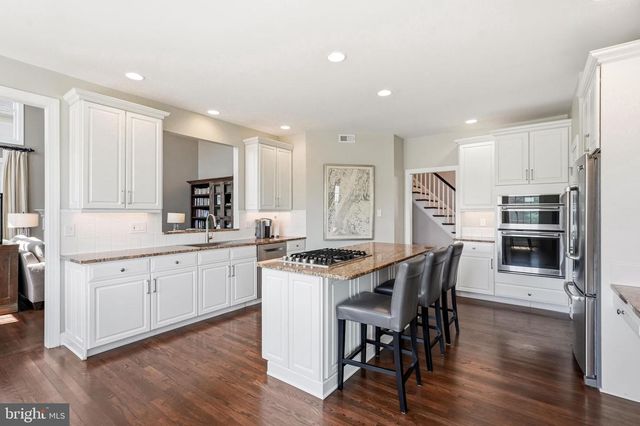 304 LAUREL CREEK BLVD, Moorestown, NJ 08057