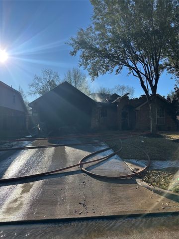 14414 Castle Cove Lane, Houston, TX 77044