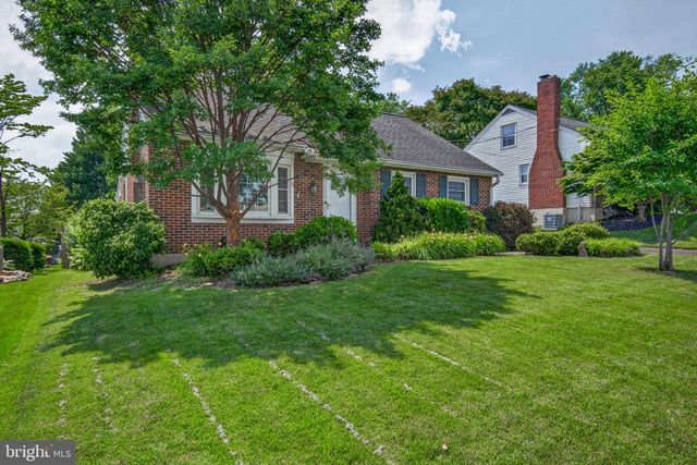 73 N DUKE ST, Millersville, PA 17551