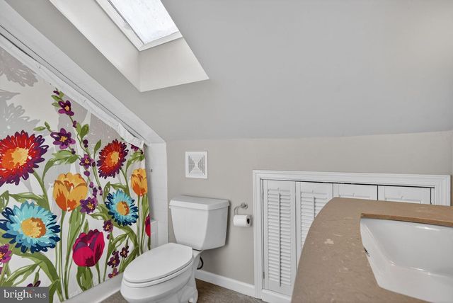 73 N DUKE ST, Millersville, PA 17551