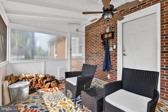 73 N DUKE ST, Millersville, PA 17551