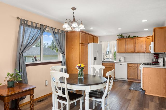 4612 E 13th Ave Spokane Valley WA Ave, Spokane Valley, WA 99212