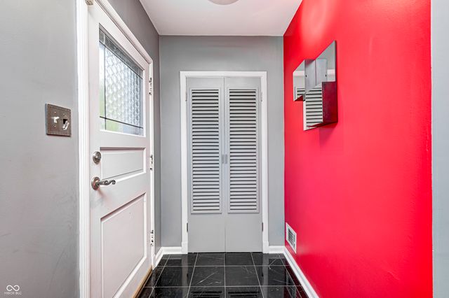 6065 Gladden Drive, Indianapolis, IN 46220