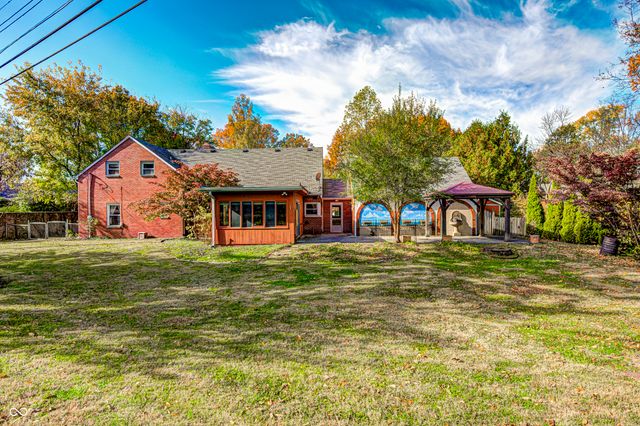 6065 Gladden Drive, Indianapolis, IN 46220