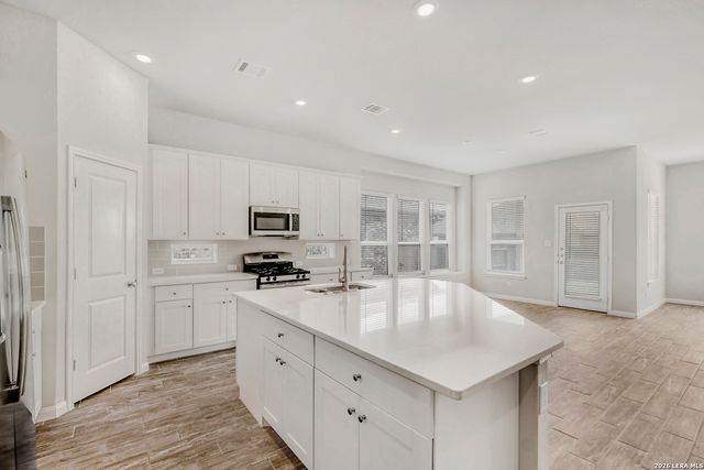 22511 CARRIAGE BLF, San Antonio, TX 78261