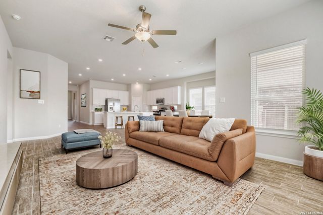 22511 CARRIAGE BLF, San Antonio, TX 78261