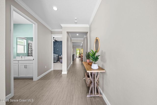 492 Veridian Circle NW, Palm Bay, FL 32907