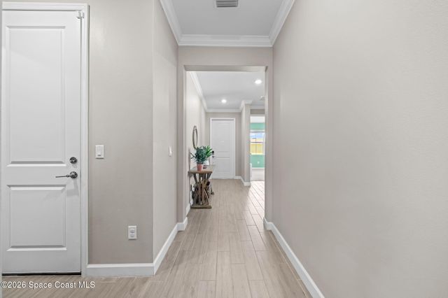 492 Veridian Circle NW, Palm Bay, FL 32907