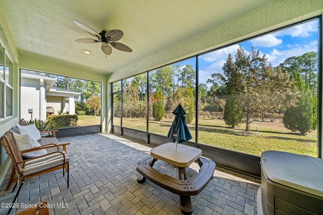 492 Veridian Circle NW, Palm Bay, FL 32907