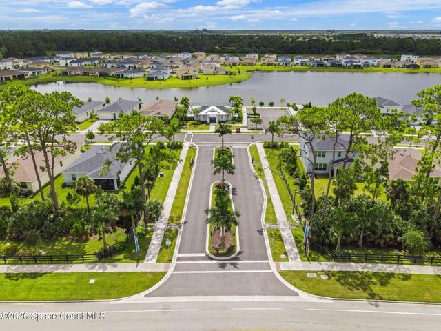492 Veridian Circle NW, Palm Bay, FL 32907