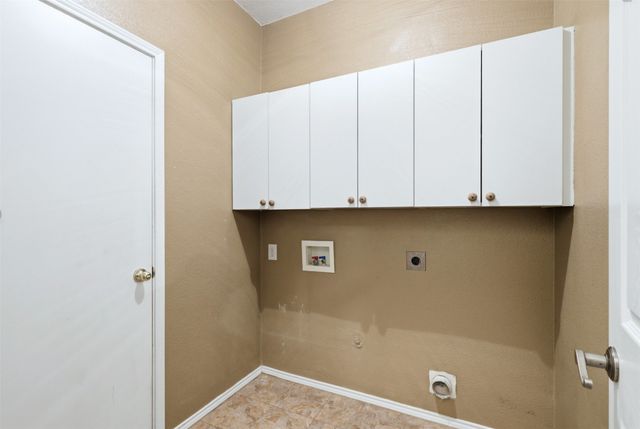 2004 Apple Drive, Little Elm, TX 75068