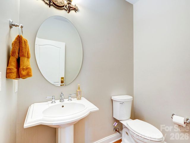 725 Wild Berry Court, Waxhaw, NC 28173