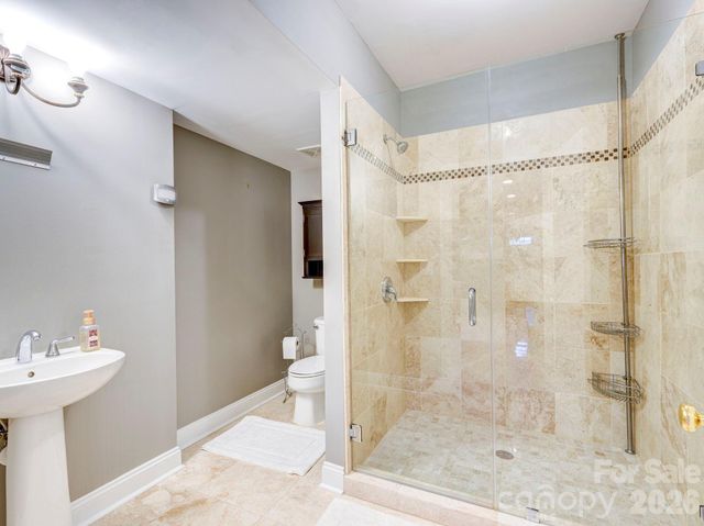 725 Wild Berry Court, Waxhaw, NC 28173