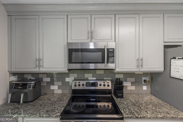 926 Locust Road, Locust Grove, GA 30248