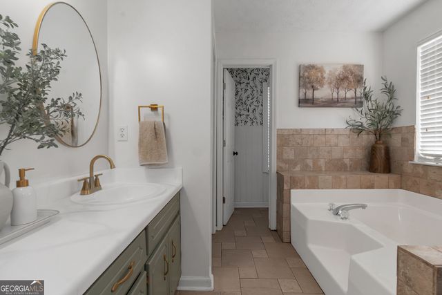 926 Locust Road, Locust Grove, GA 30248