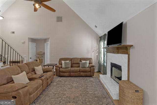 926 Locust Road, Locust Grove, GA 30248