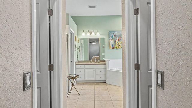 7229 REMINGTON OAKS COURT, Lakeland, FL 33810