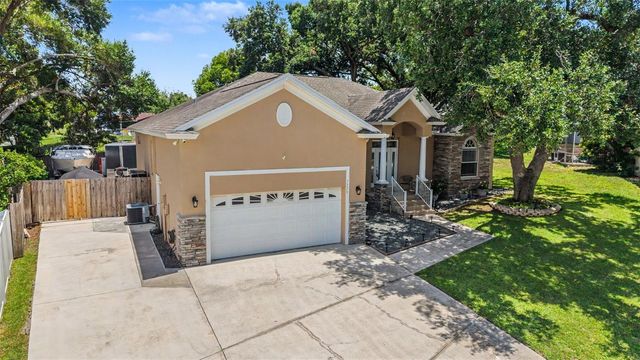 7229 REMINGTON OAKS COURT, Lakeland, FL 33810