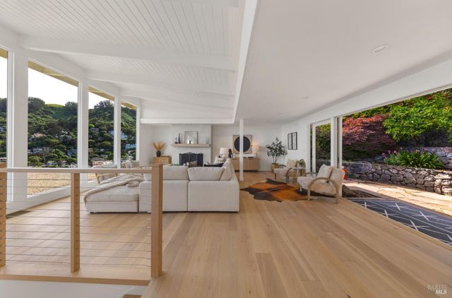 1 Atwood Ave, Sausalito, CA 94965