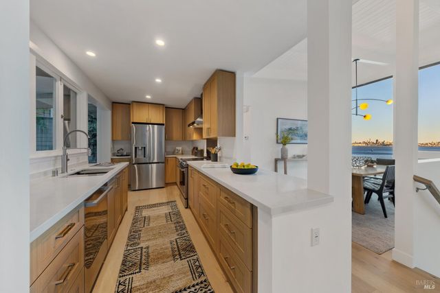 1 Atwood Ave, Sausalito, CA 94965