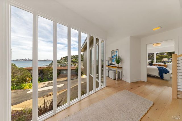 1 Atwood Ave, Sausalito, CA 94965