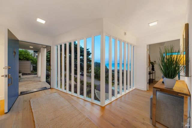 1 Atwood Ave, Sausalito, CA 94965