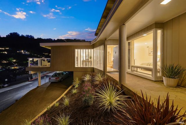 1 Atwood Ave, Sausalito, CA 94965