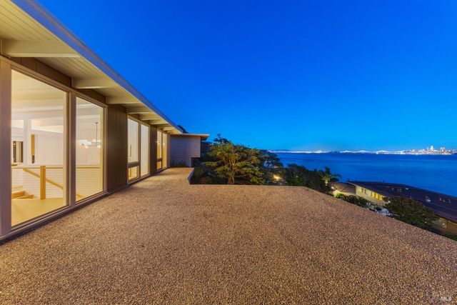 1 Atwood Ave, Sausalito, CA 94965