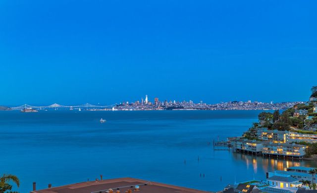 1 Atwood Ave, Sausalito, CA 94965