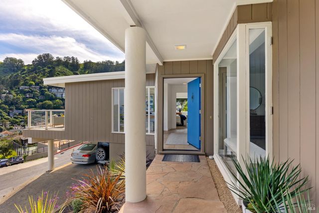 1 Atwood Ave, Sausalito, CA 94965
