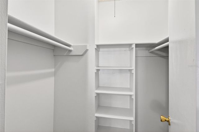 4223 S. SEMORAN BLVD 9, Orlando, FL 32822