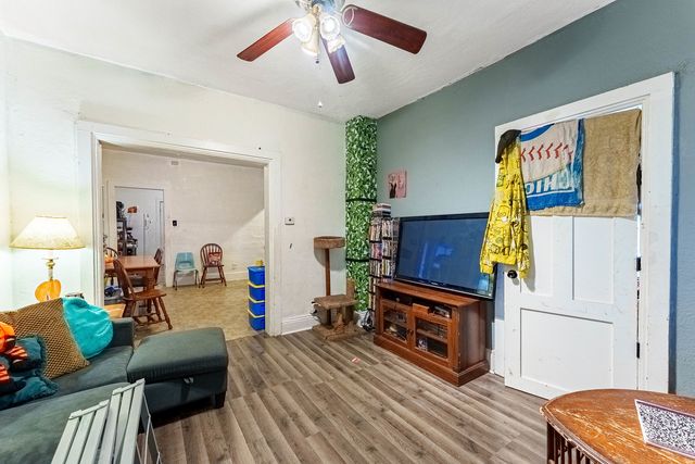 254 McRoberts Street, Joliet, IL 60432