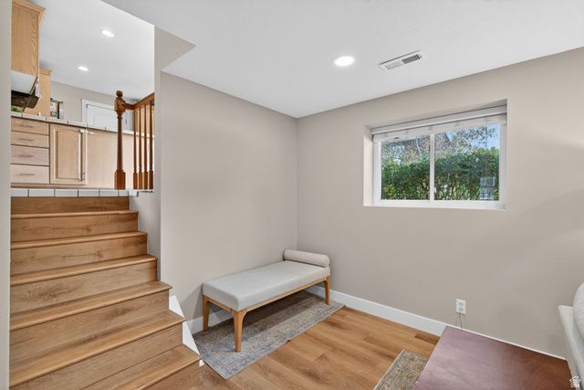 2073 E 10095 S, Sandy, UT 84092