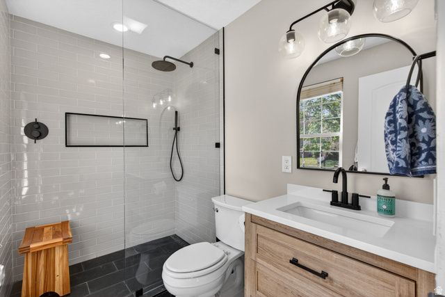 2073 E 10095 S, Sandy, UT 84092