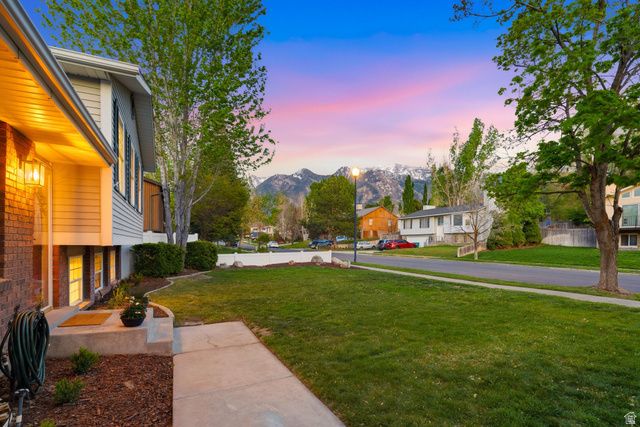 2073 E 10095 S, Sandy, UT 84092