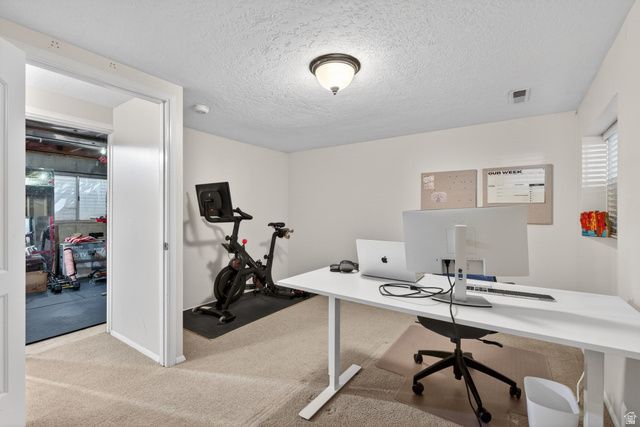 2073 E 10095 S, Sandy, UT 84092