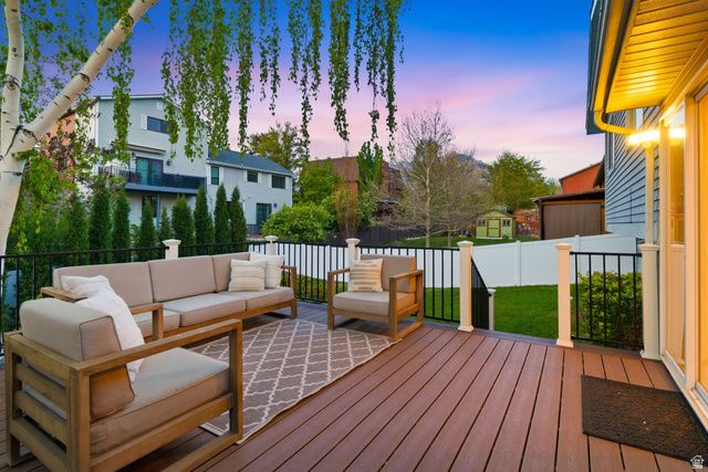 2073 E 10095 S, Sandy, UT 84092