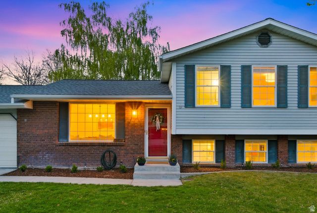 2073 E 10095 S, Sandy, UT 84092