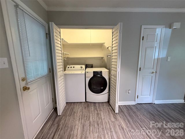 6832 Delta Lake Drive, Charlotte, NC 28215