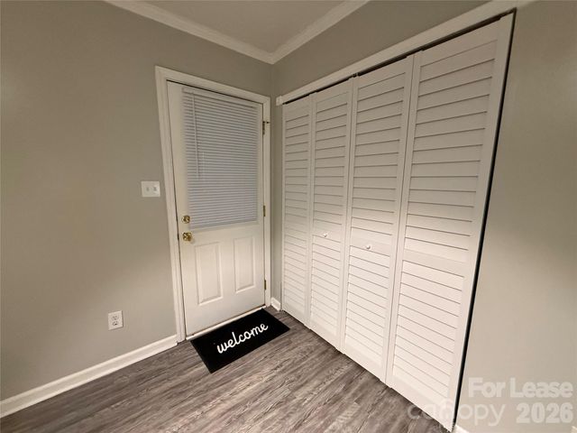 6832 Delta Lake Drive, Charlotte, NC 28215