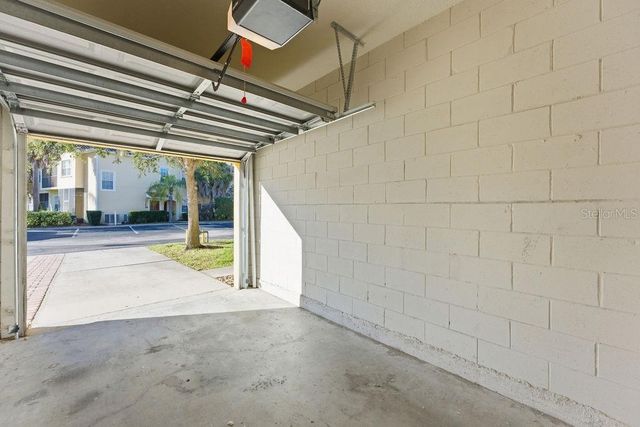 2795 OAKWATER DR, Kissimmee, FL 34747