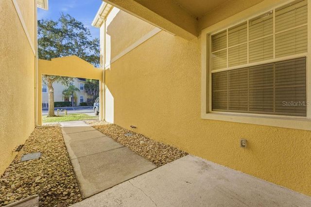 2795 OAKWATER DR, Kissimmee, FL 34747