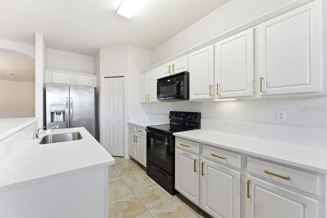 2795 OAKWATER DR, Kissimmee, FL 34747